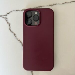 Elago iPhone 14 Pro Max Burgundy Silicone Phone Case